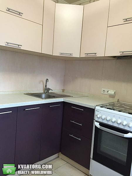 Sell 1-room apartment. Киев, Симферопольская — photo 1