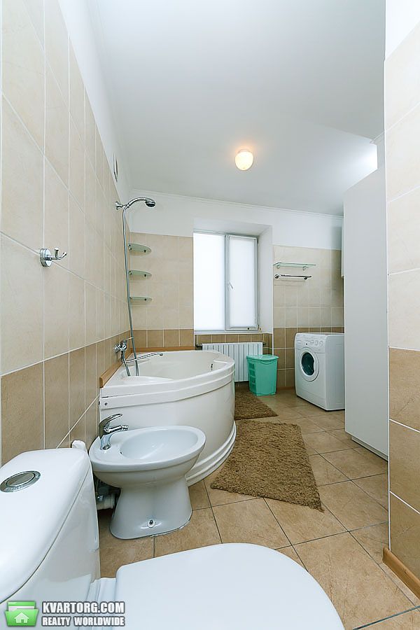 Rent out 4-room apartment. Киев, Шота Руставели — photo 1
