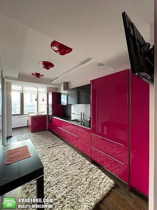Sell 4-room apartment. Киев,  Щорса — photo 1