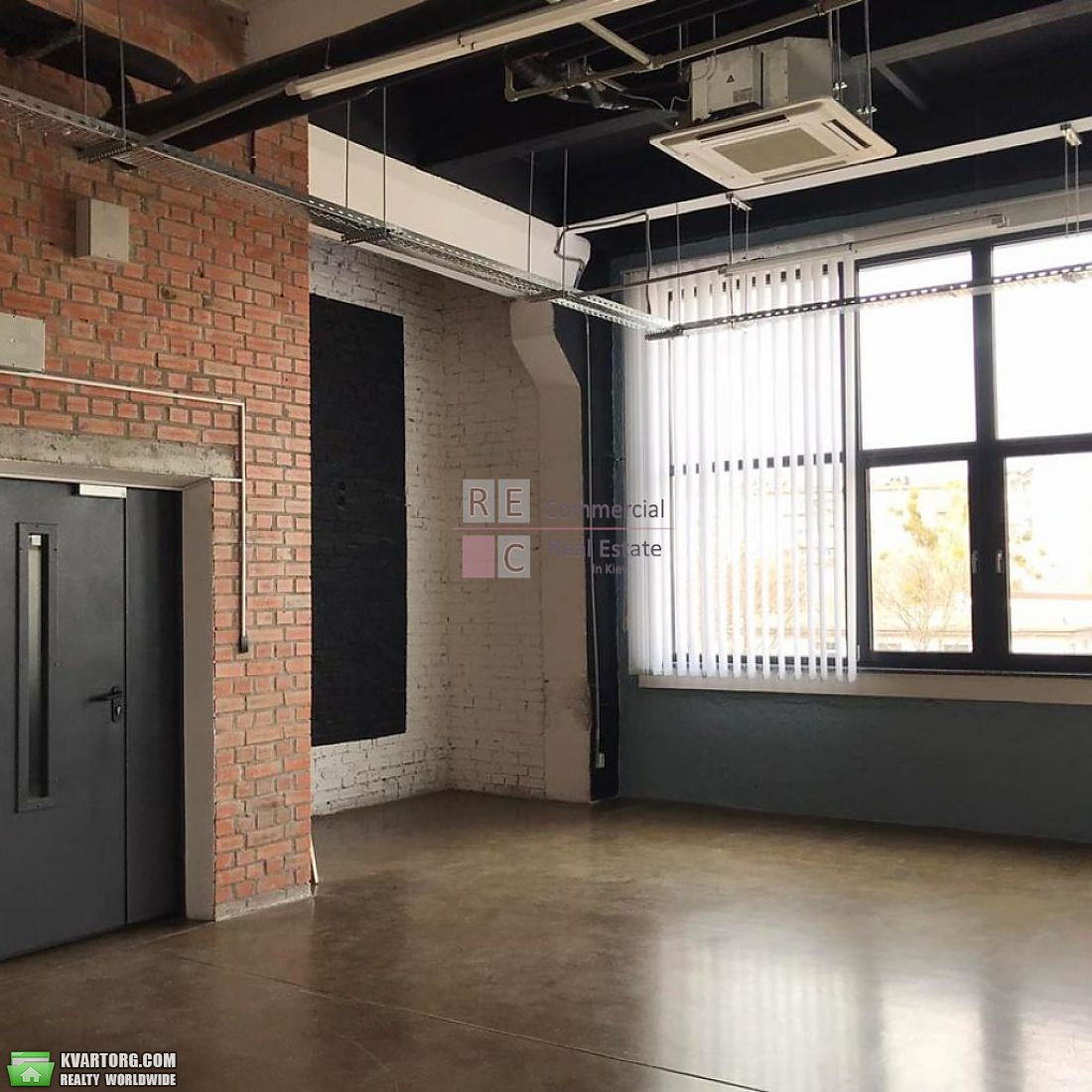 Rent out office. Киев, Полевая — photo 1