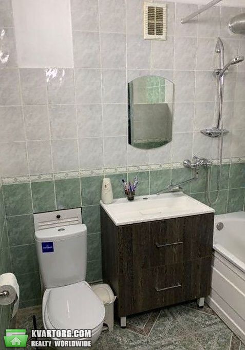 Sell 3-room apartment. Киев,  Подвойского — photo 7