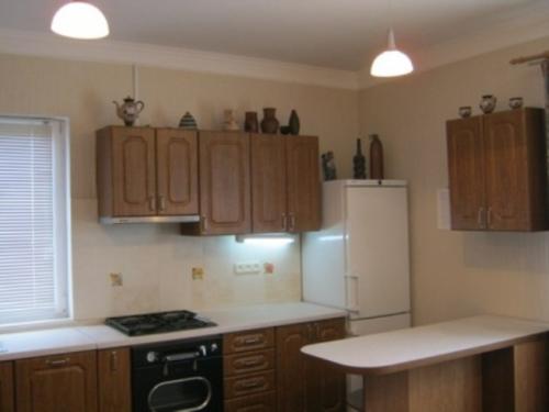 Rent out house. Киев, Яблоневая — photo 1