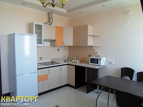 Rent out 2-room apartment. Одесса, Базарная — photo 1