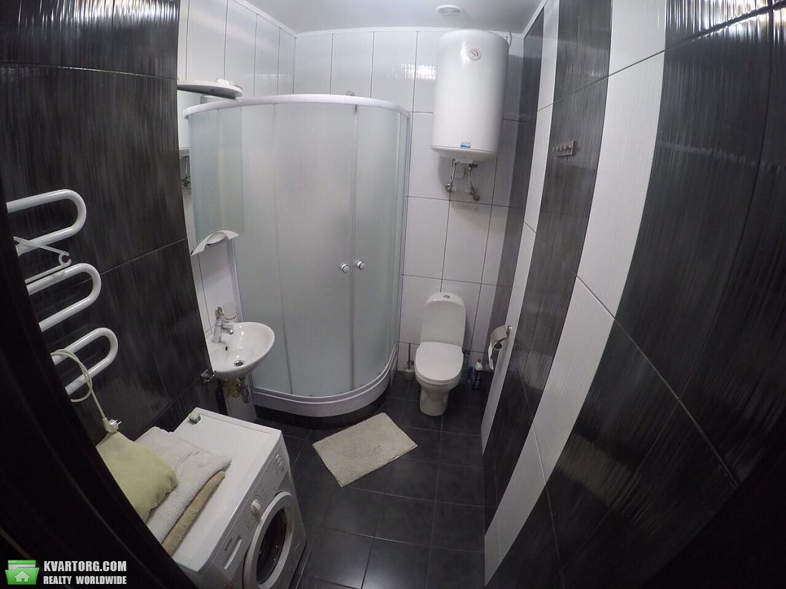 Rent out 3-room apartment. Киев,  Леси Украинки бул — photo 4