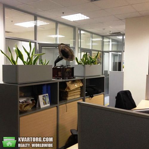 Rent out office. Киев, Жилянская — photo 4