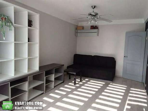 Rent out 1-room apartment. Киев, Днепровская набережная — photo 3