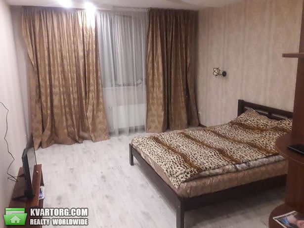 Rent out 3-room apartment. Киев,  Григоренко пр — photo 3