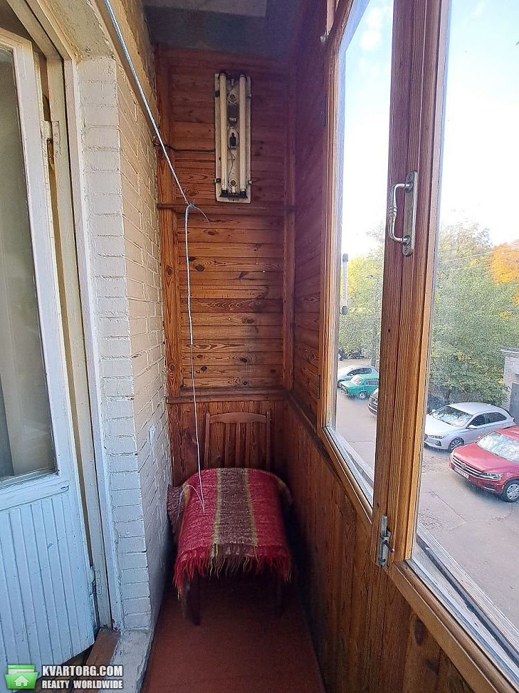 Rent out 1-room apartment. Киев,  Воссоединения пр — photo 5