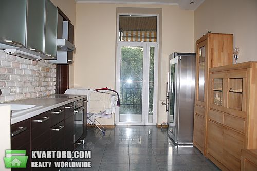 Rent out 2-room apartment. Киев, Банковая — photo 4