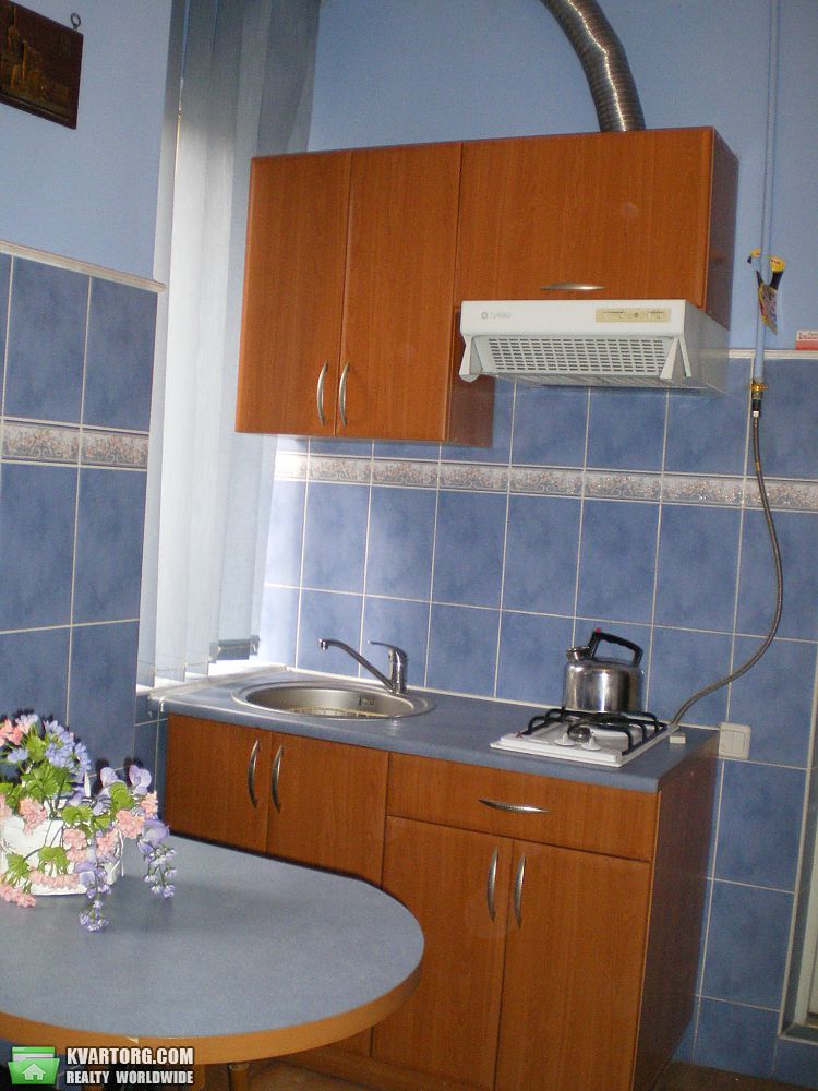 Rent out 2-room apartment. Одесса, Дерибасовская — photo 5