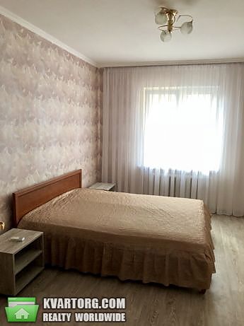 Rent out 2-room apartment. Киев,  Урловская — photo 4