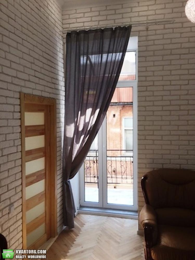 Rent out 2-room apartment. Киев,  Михайловская — photo 5