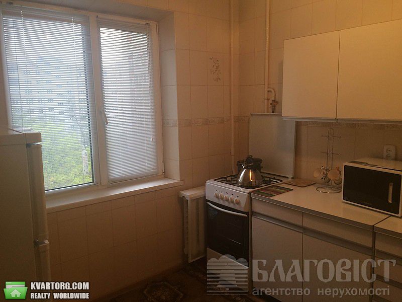 Sell 2-room apartment. Киев,  Никольско-Слободская — photo 3