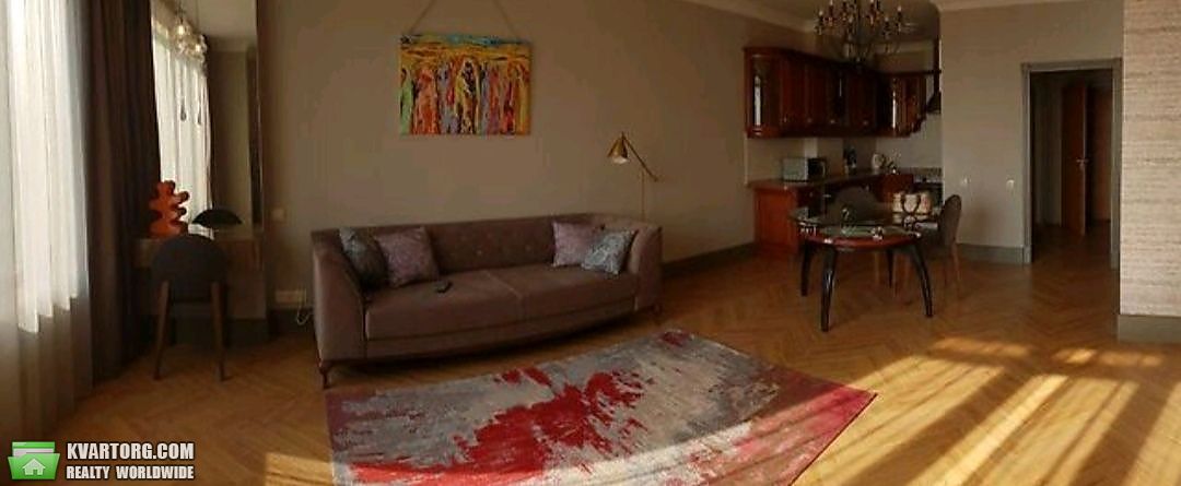 Rent out 2-room apartment. Киев,  Жилянская — photo 1