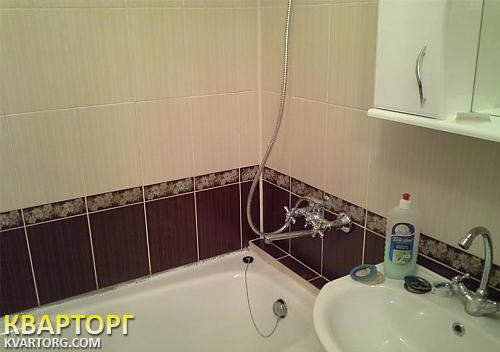 Rent out 3-room apartment. Киев,  Героев Днепра — photo 5