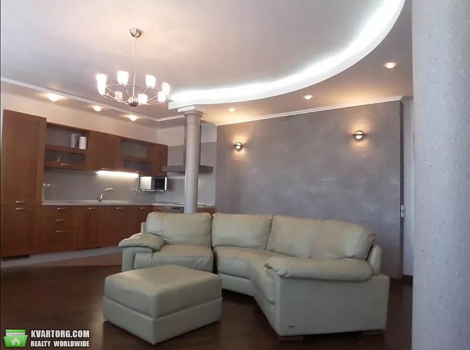Rent out 4-room apartment. Киев,  Вернадского бул — photo 8