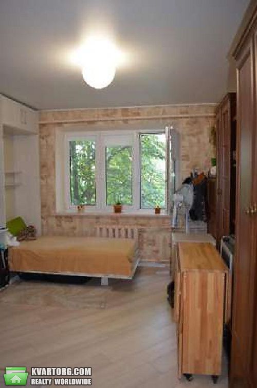Sell 1-room apartment. Киев,  Вернадского бул — photo 1