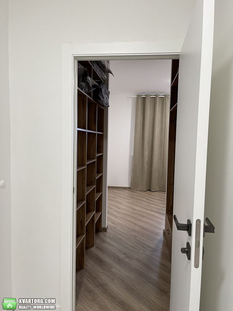 Rent out 1-room apartment. Киев,  Ревуцкого — photo 6