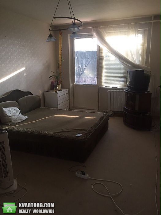 Sell 3-room apartment. Киев,  Гната Юры — photo 2