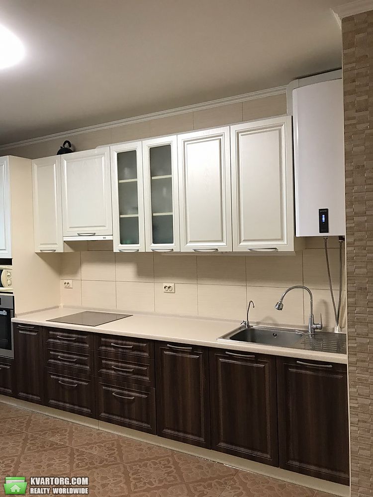 Sell 2-room apartment. Киев,  Краснопольская — photo 1