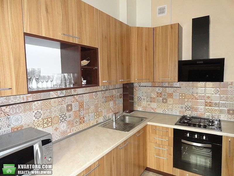 Rent out 2-room apartment. Киев,  Большая Васильковская — photo 2