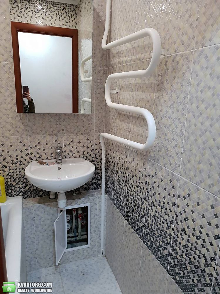 Rent out 3-room apartment. Киев,  Лесной пр — photo 7