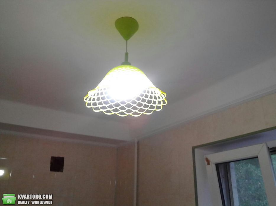 Sell 2-room apartment. Киев,  Серова — photo 1
