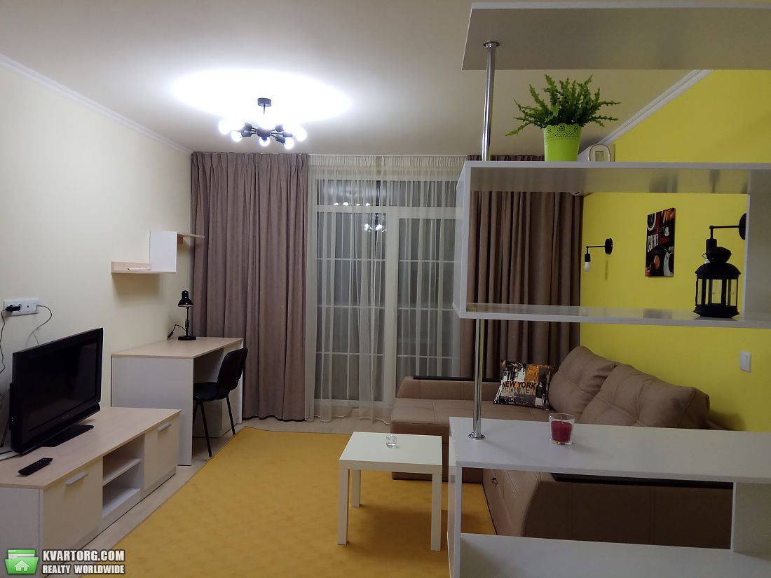 Rent out 1-room apartment. Киев, Луценко — photo 7
