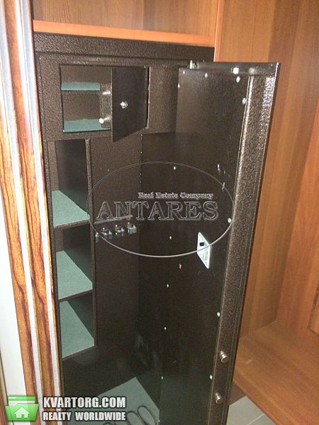 Rent out 3-room apartment. Киев, Леси Украинки бул — photo 6