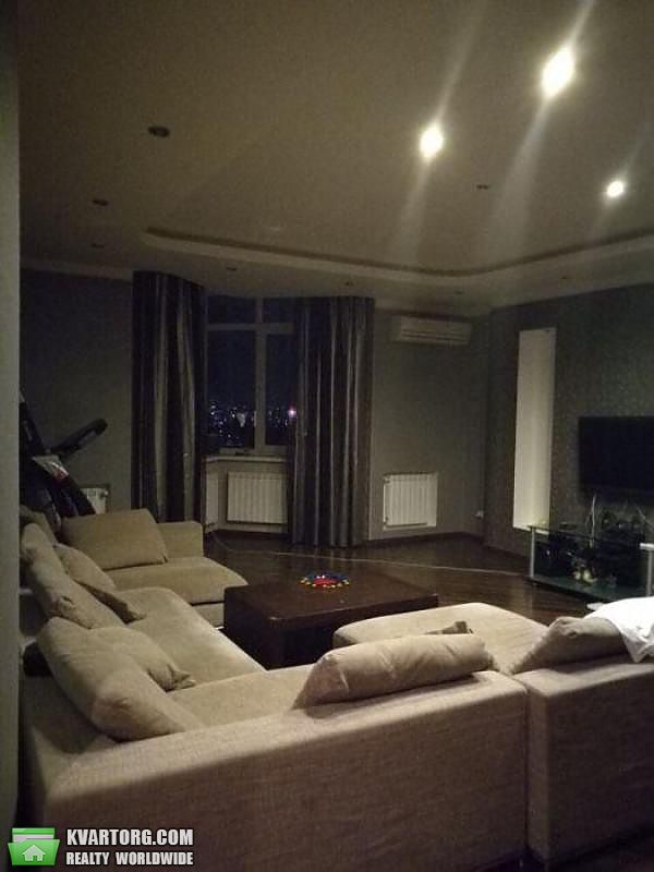 Rent out 3-room apartment. Киев, Коновальца — photo 2