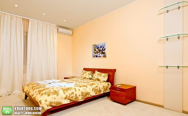 Rent out 3-room apartment. Киев,  Белорусская — photo 3