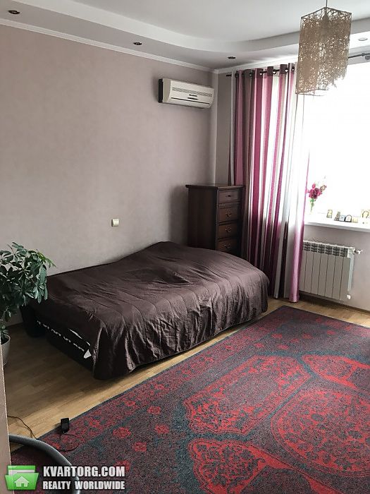 Sell 1-room apartment. Киев,  Урловская — photo 1