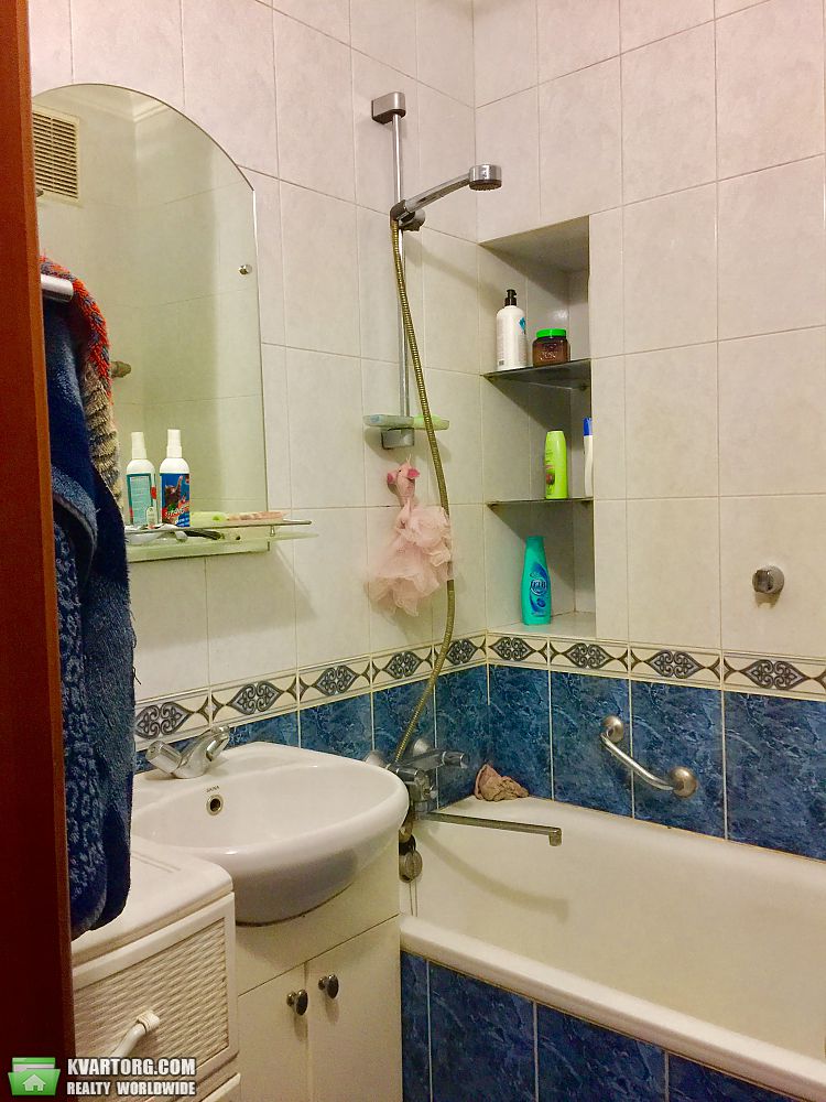 Rent out 2-room apartment. Киев,  Перова бул — photo 2