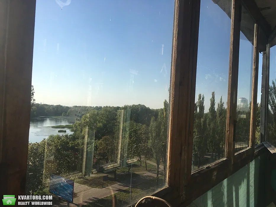 Sell 2-room apartment. Киев,  Русановский бул — photo 1