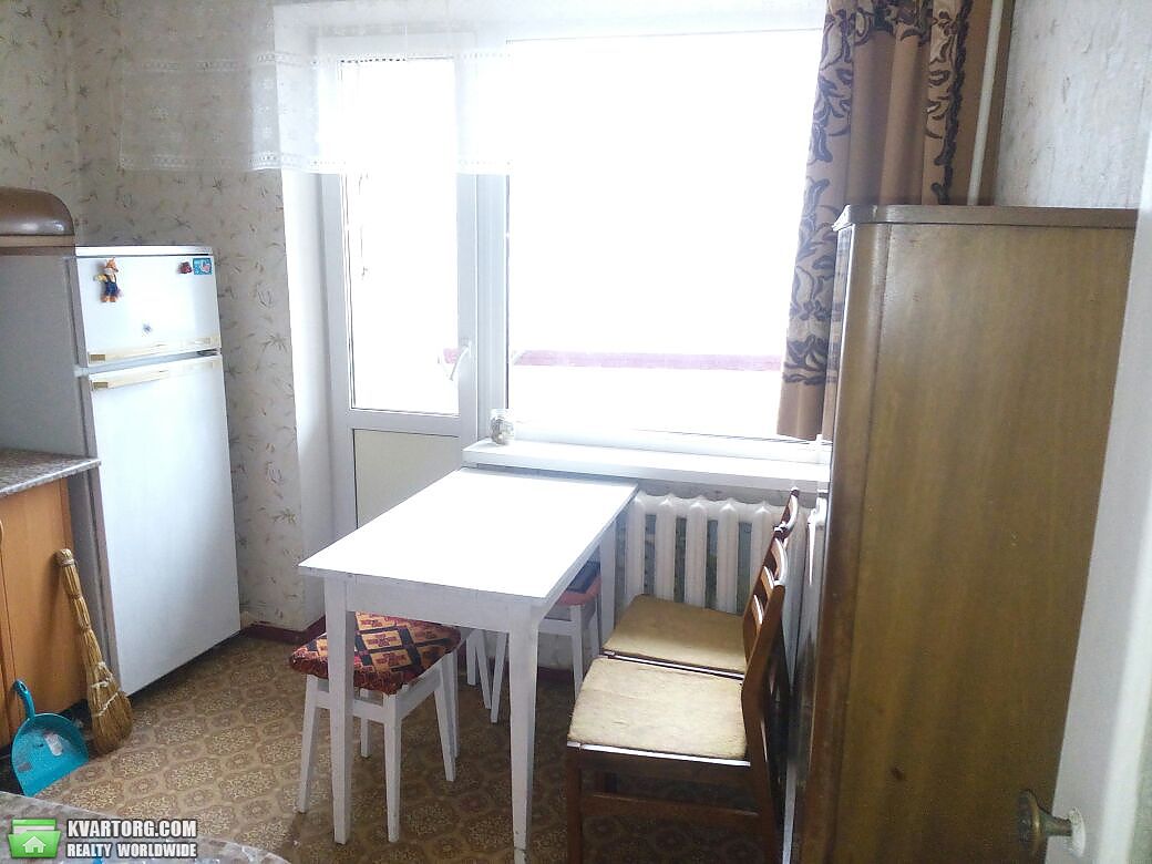 Rent out 2-room apartment. Киев,  Приозерная — photo 5