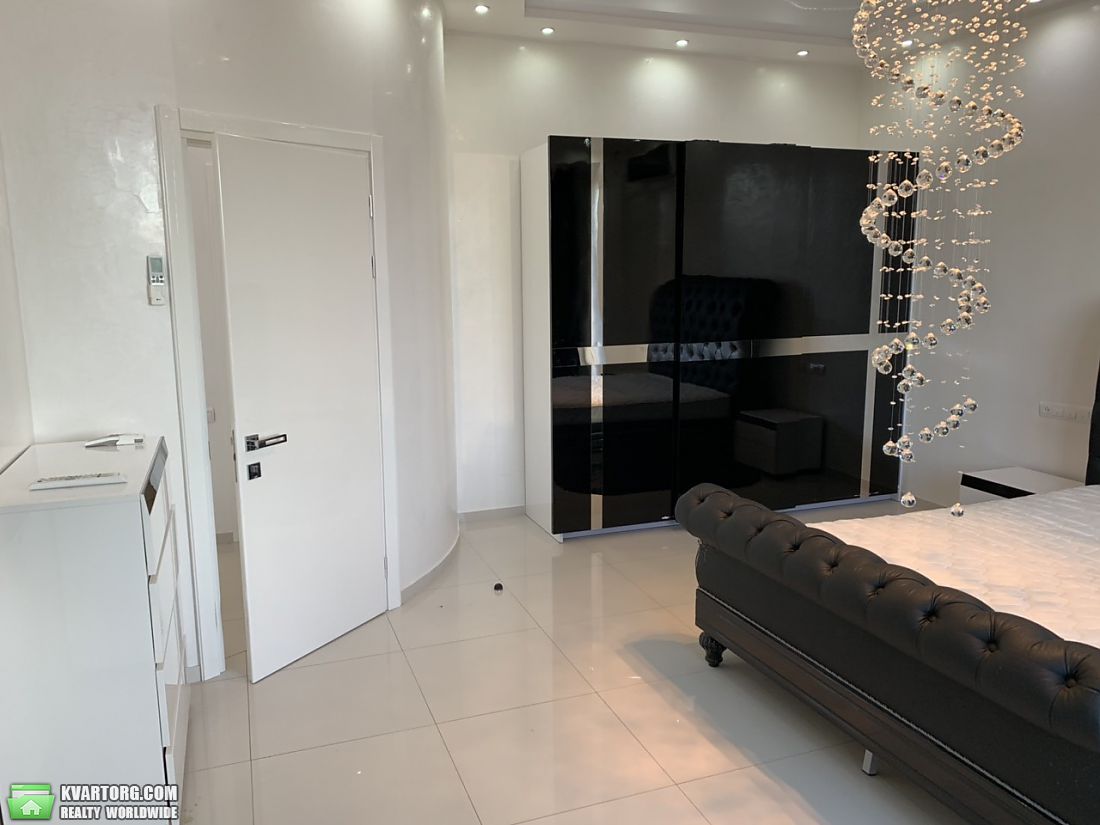 Sell 2-room apartment. Одесса, Литературная — photo 1
