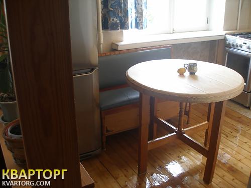 Rent out 2-room apartment. Киев,  Тропинина — photo 9