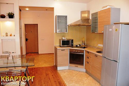 Rent out 2-room apartment. Киев,  Героев Сталинграда пр — photo 2