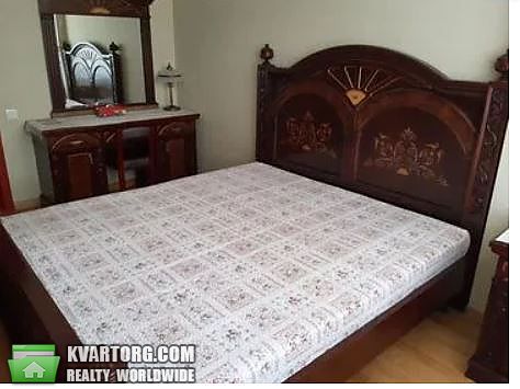 Rent out 2-room apartment. Киев,  Днепровская наб — photo 1