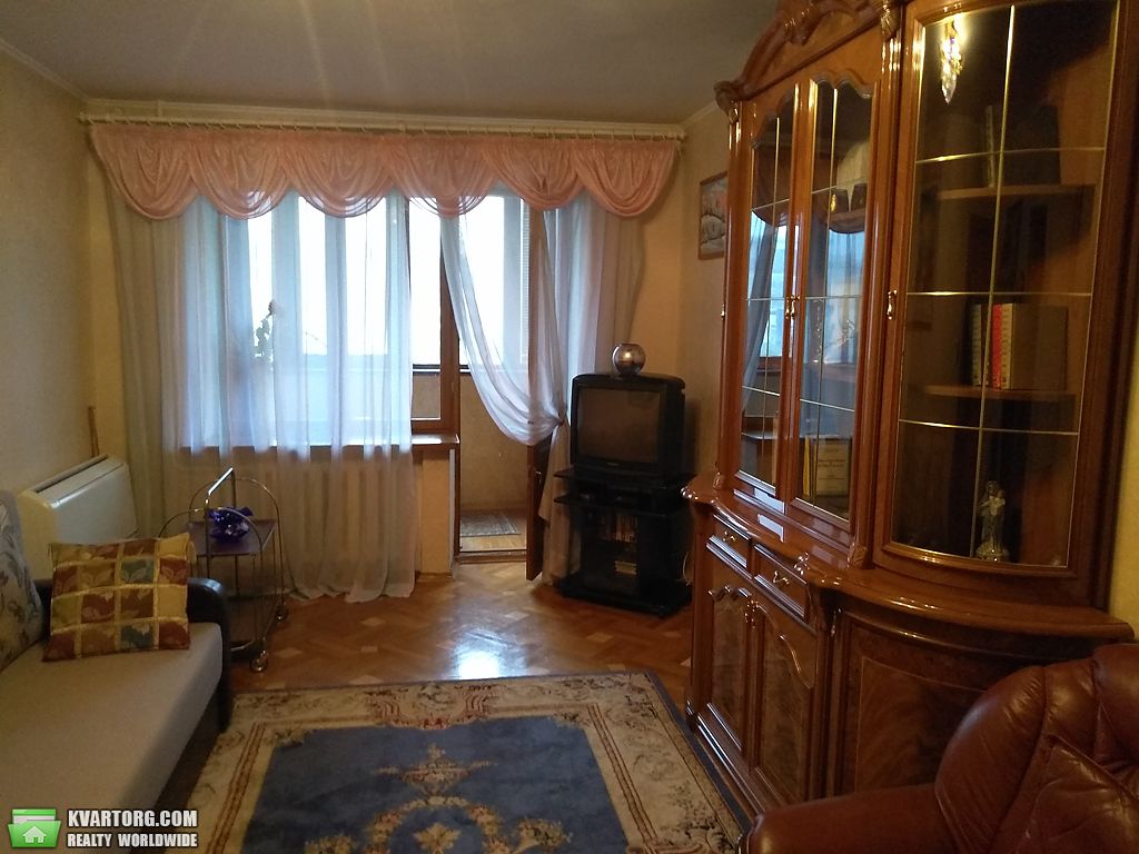 Sell 2-room apartment. Киев,  Жилянская — photo 4