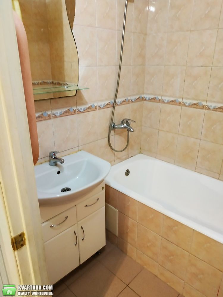 Rent out 1-room apartment. Киев, Маяковского проспект — photo 5
