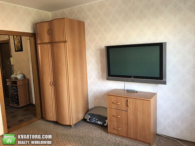 Rent out 3-room apartment. Киев,  Лисковская — photo 6