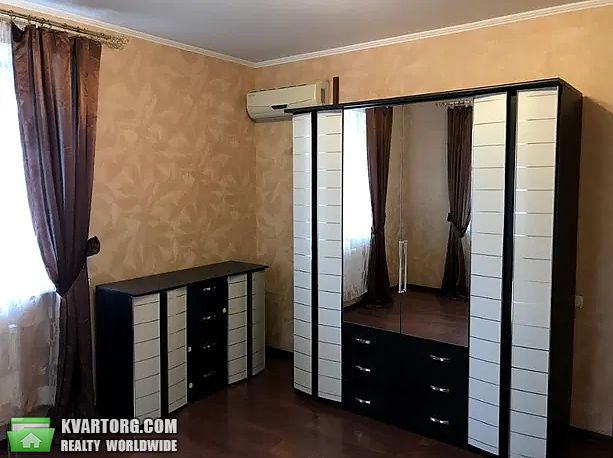 Rent out 2-room apartment. Киев,  Голосеевская — photo 2