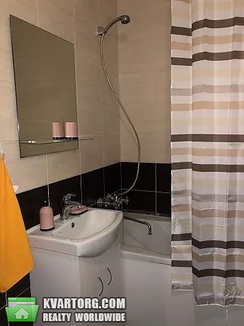 Rent out 2-room apartment. Киев,  Вишняковская — photo 5