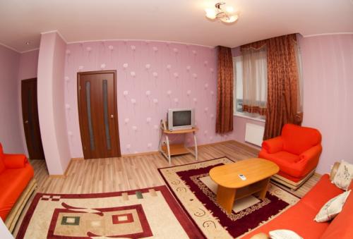 Rent out 3-room apartment. Одесса, Среднефонтанская, 19б — photo 1