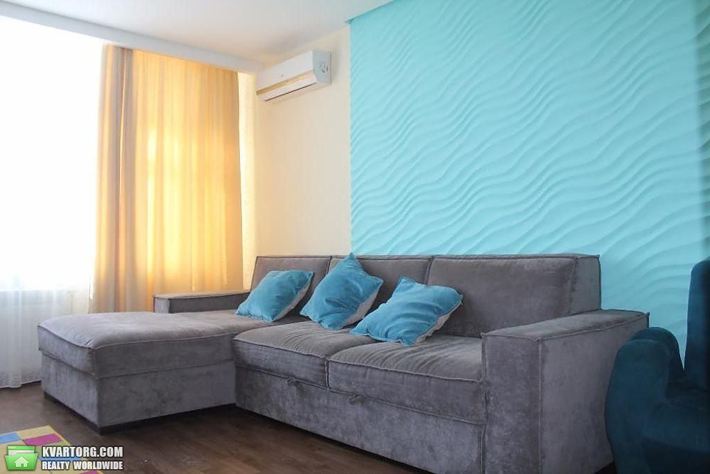Rent out 2-room apartment. Киев, Сикорского — photo 1