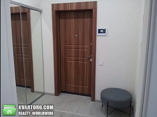 Rent out 1-room apartment. Киев,  Саперное поле — photo 9