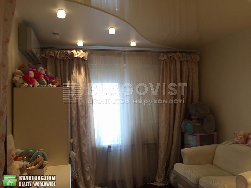 Sell 3-room apartment. Киев,  Урловская — photo 3