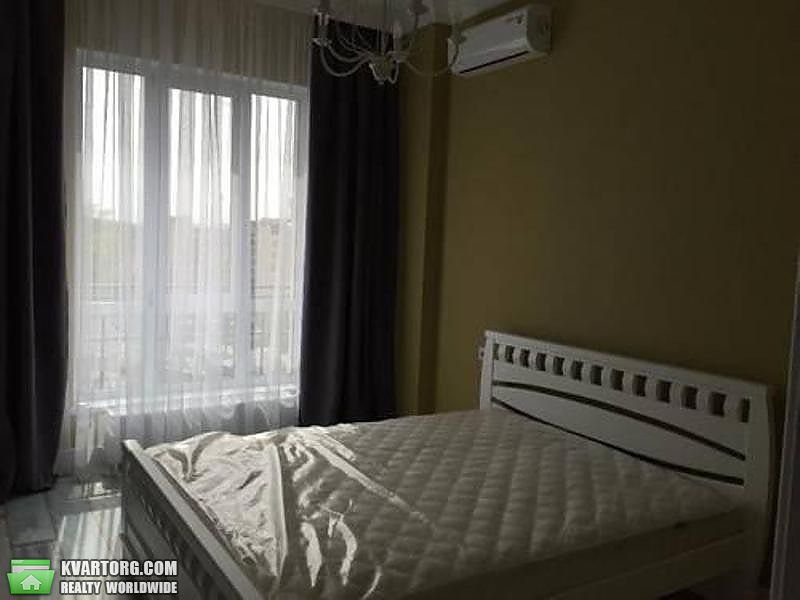 Rent out 2-room apartment. Киев, Жабаева — photo 7