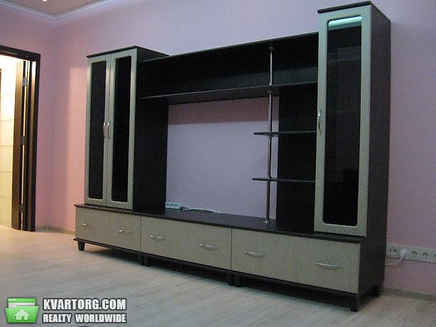 Rent out 1-room apartment. Киев,  Олевская — photo 6